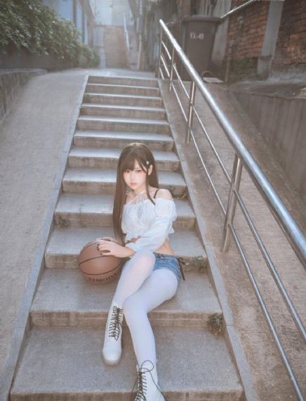 欧美蕾丝内衣模特图片_在线视频网