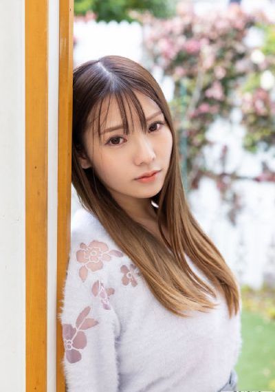 欧美清纯女头像高清_青苹果乐园免费高清观看