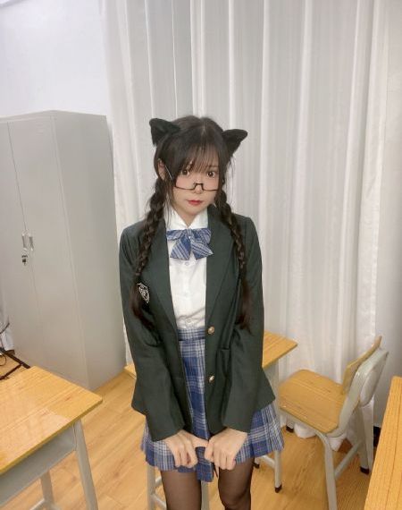 6090欧美亚洲中文字幕_720手机免费观看完整