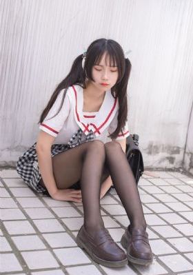 欧美时尚杂志服装搭配_国语配音超清