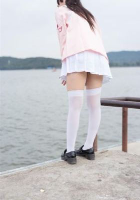 欧美阿v高清资源不卡在线播放_HD免费观看超清